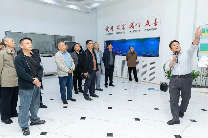 產(chǎn)學研協(xié)同 共話藥企新發(fā)展 | 南京都市圈城市藥學會蒞臨我公司調(diào)研指導